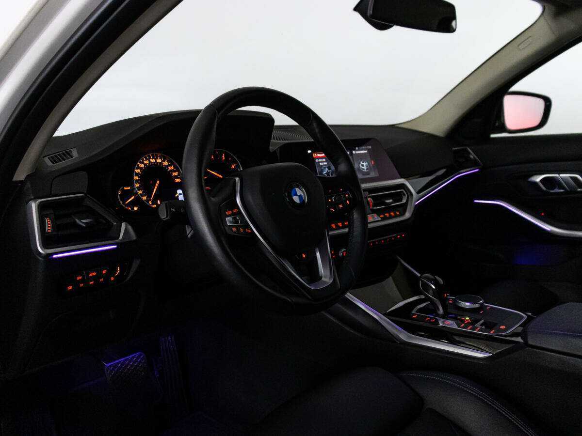 Купить BMW 3 серии с пробегом. Фото: #23