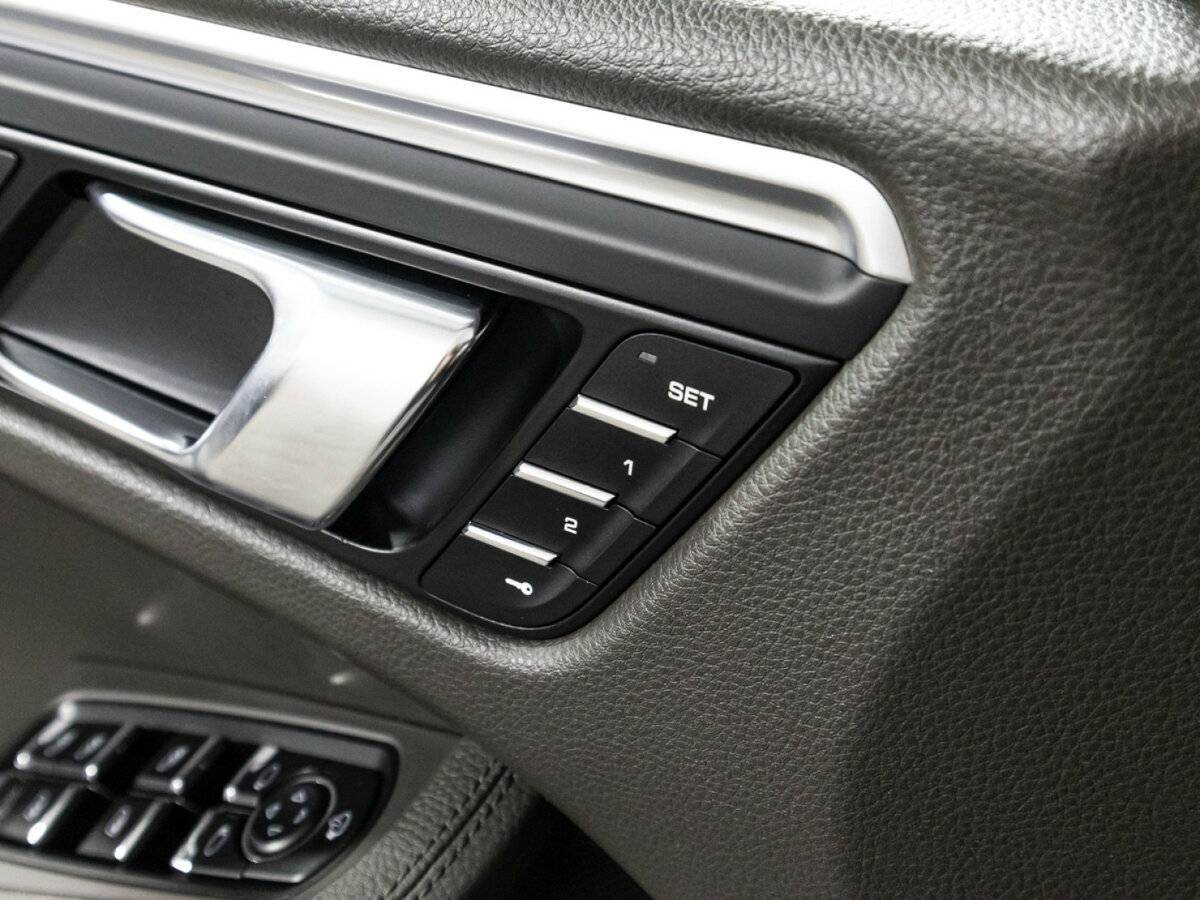 Купить Porsche Macan с пробегом. Фото: #16