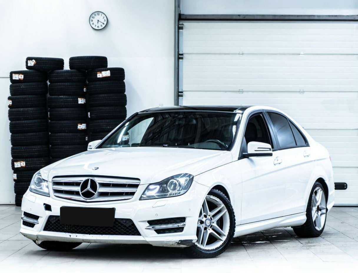 Купить Mercedes-Benz C-Класс с пробегом. Фото: #0