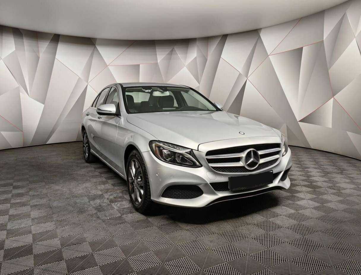 Купить Mercedes-Benz C-Класс с пробегом. Фото: #2