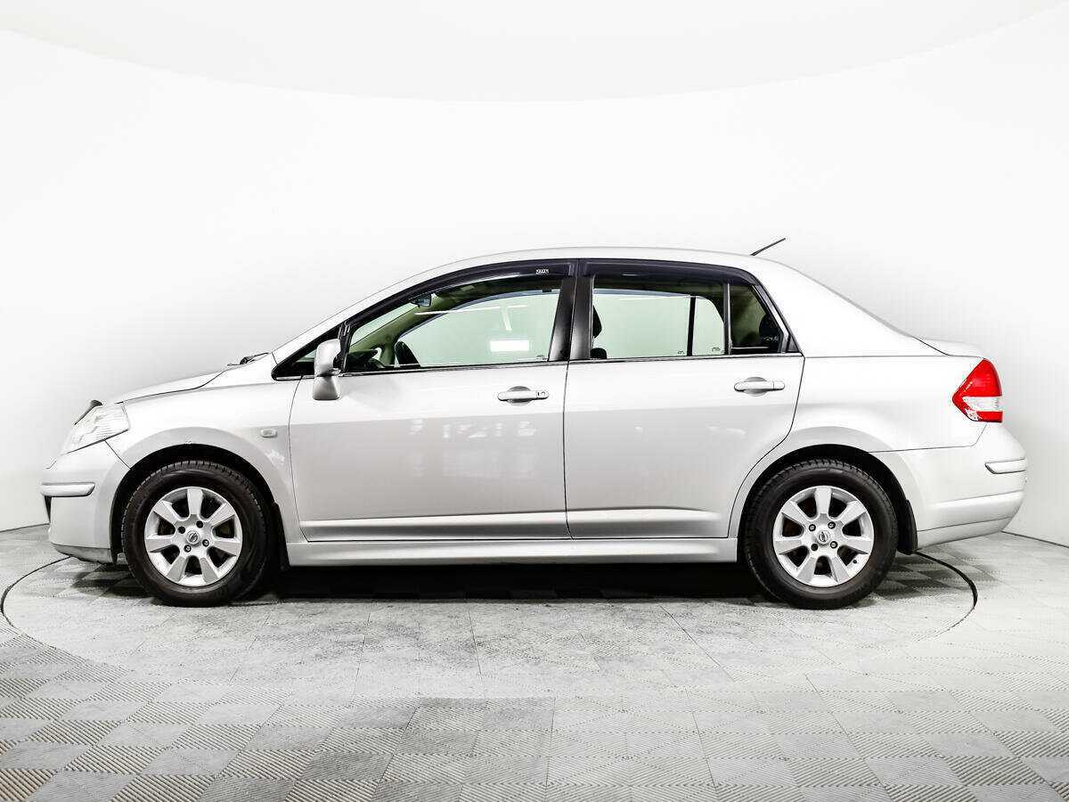 Купить Nissan Tiida с пробегом. Фото: #7