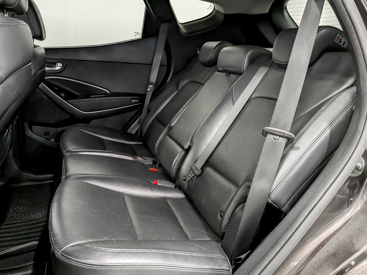 Купить Hyundai Santa Fe с пробегом. Фото: #11
