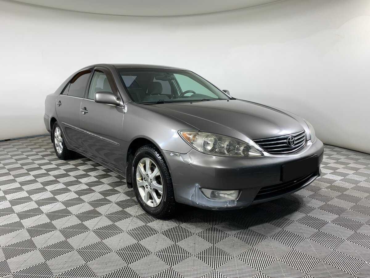 Купить Toyota Camry с пробегом. Фото: #2