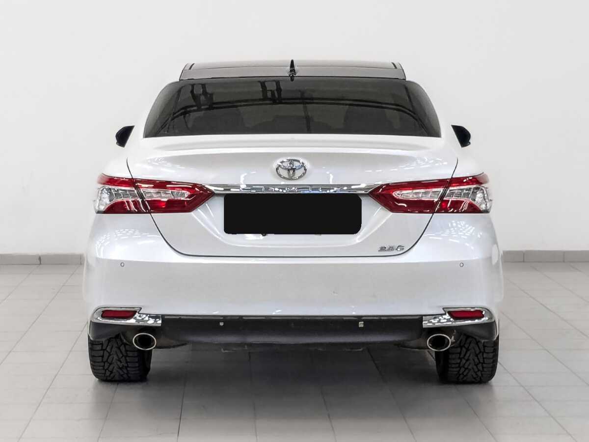 Купить Toyota Camry с пробегом. Фото: #5