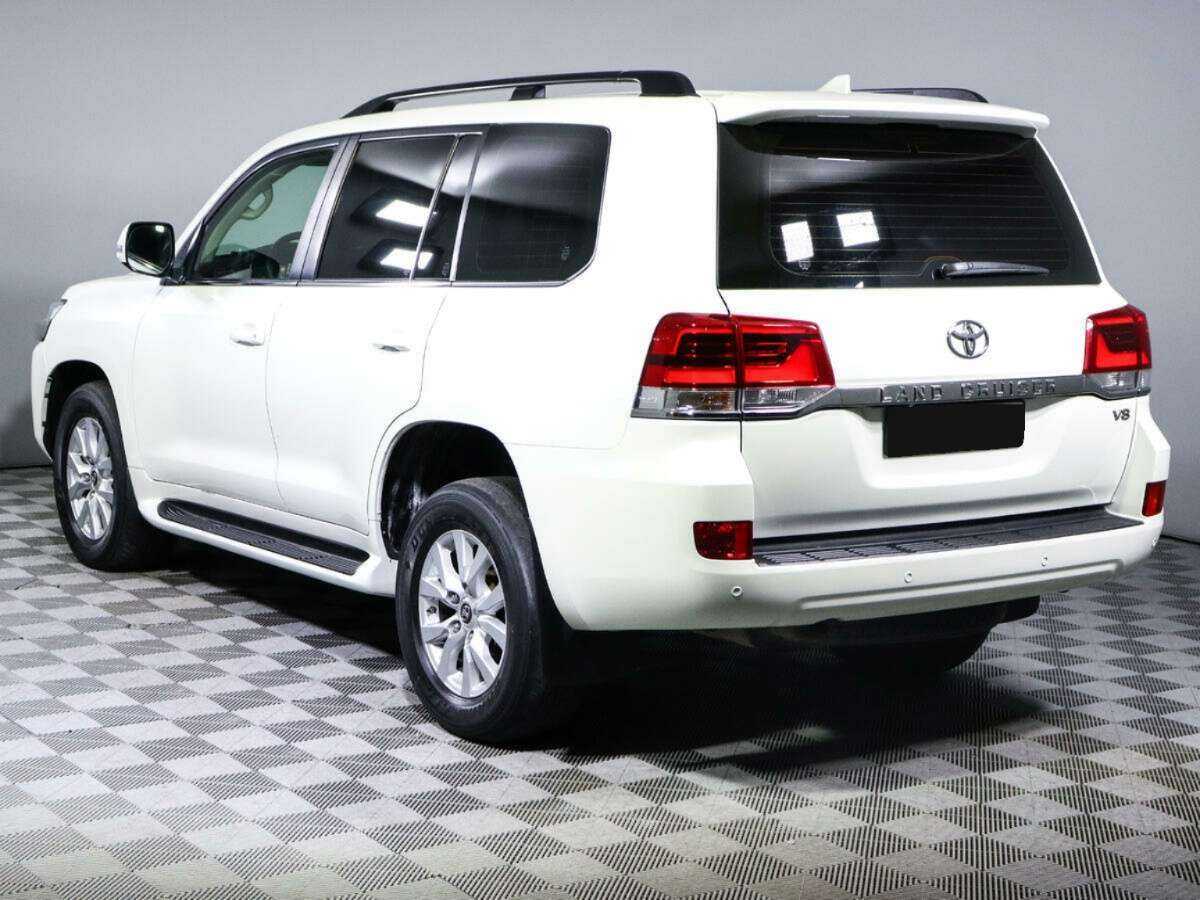 Купить Toyota Land Cruiser с пробегом. Фото: #5