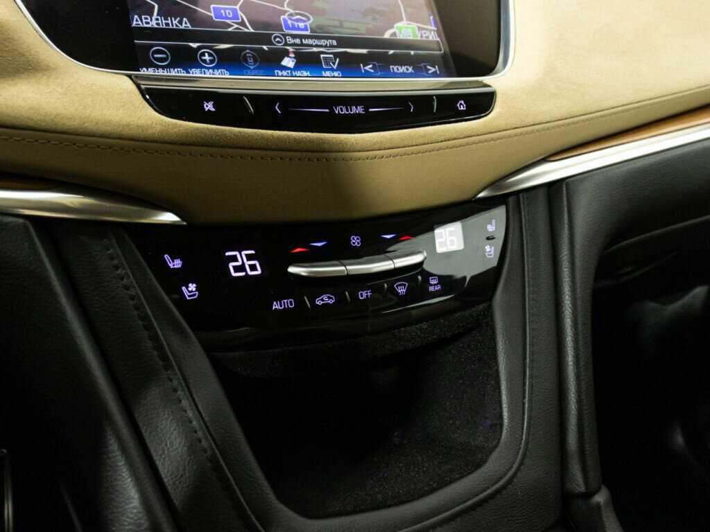 Купить Cadillac XT5 с пробегом. Фото: #18