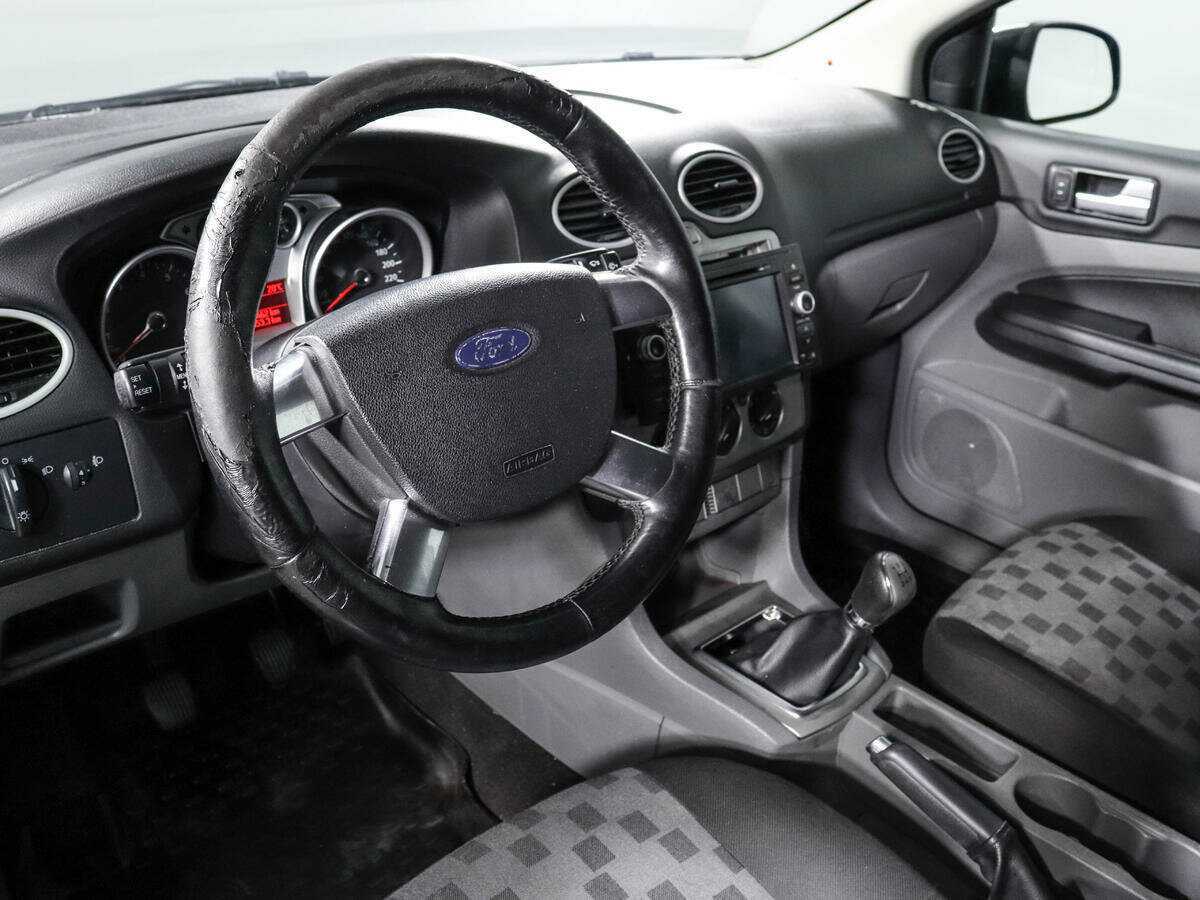 Купить Ford Focus с пробегом. Фото: #10