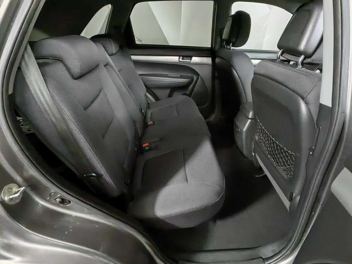 Купить Kia Sorento с пробегом. Фото: #11