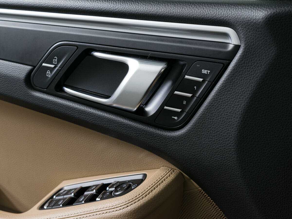 Купить Porsche Macan с пробегом. Фото: #11