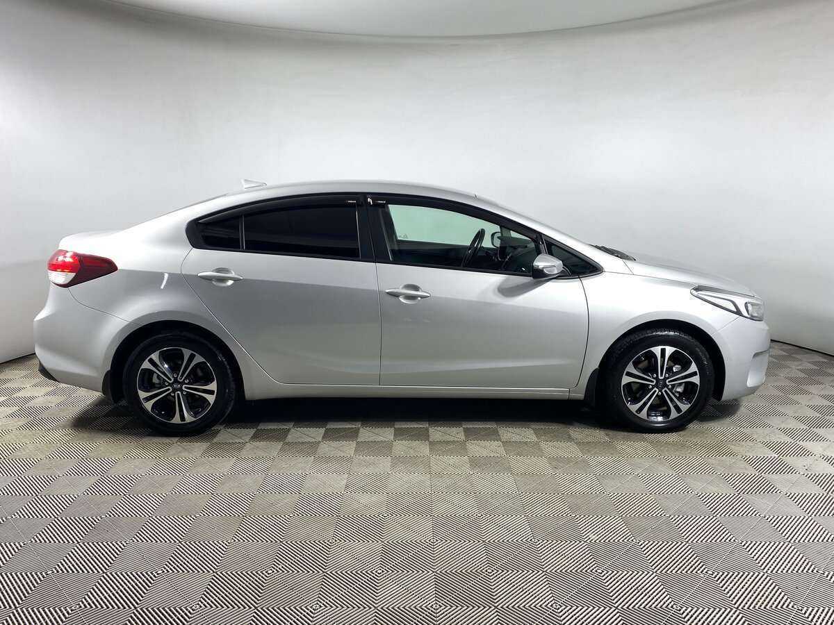 Купить Kia Cerato с пробегом. Фото: #3