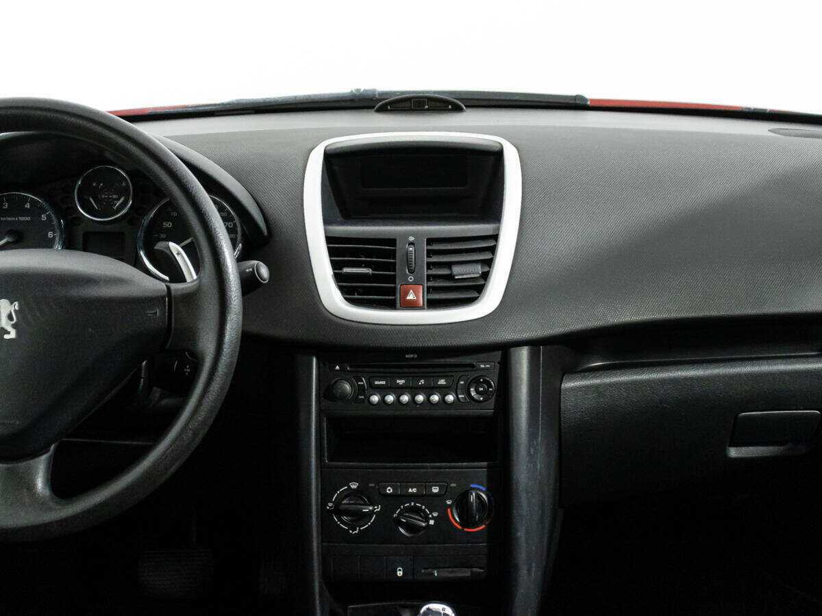 Купить Peugeot 207 с пробегом. Фото: #13