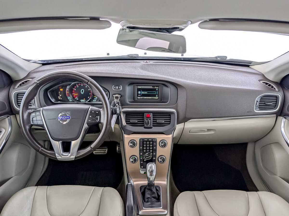 Купить Volvo V40 с пробегом. Фото: #13