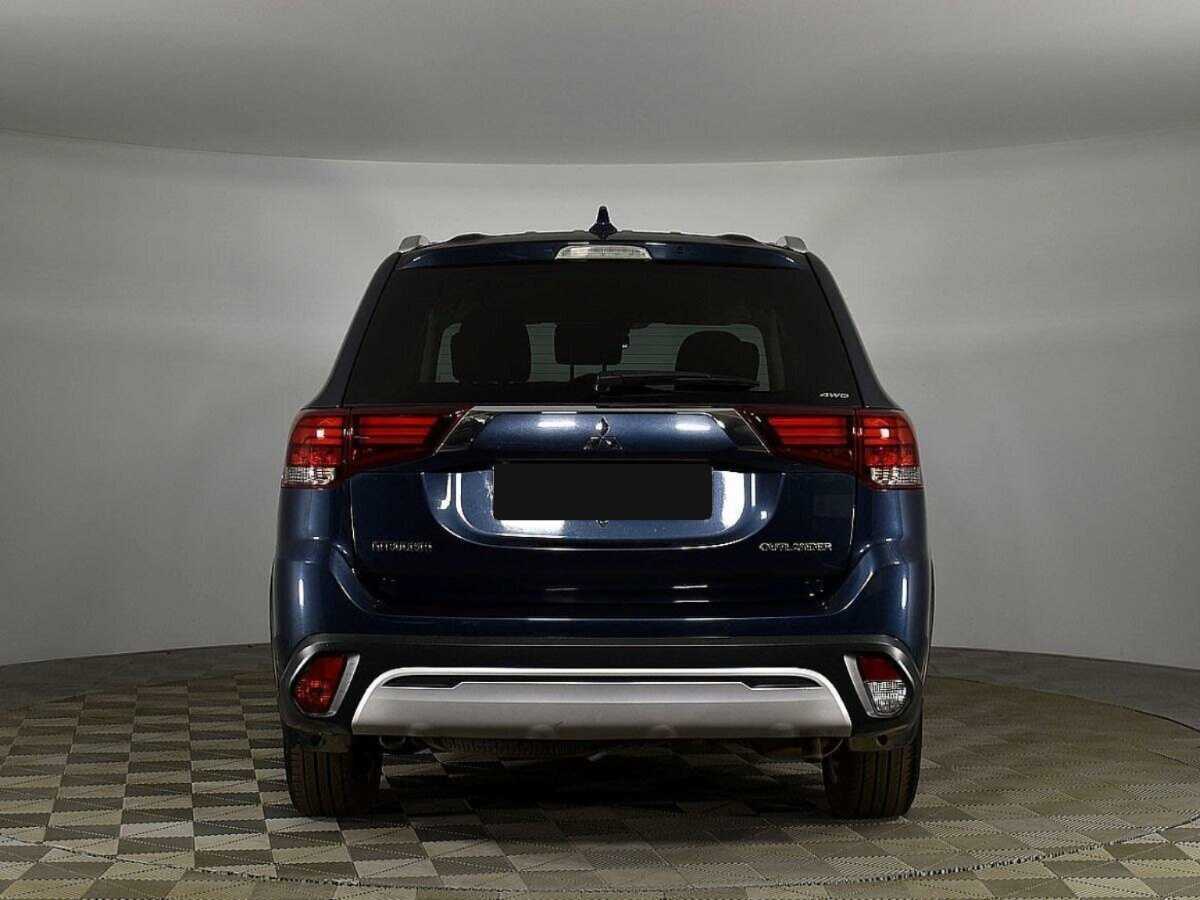 Купить Mitsubishi Outlander с пробегом. Фото: #3