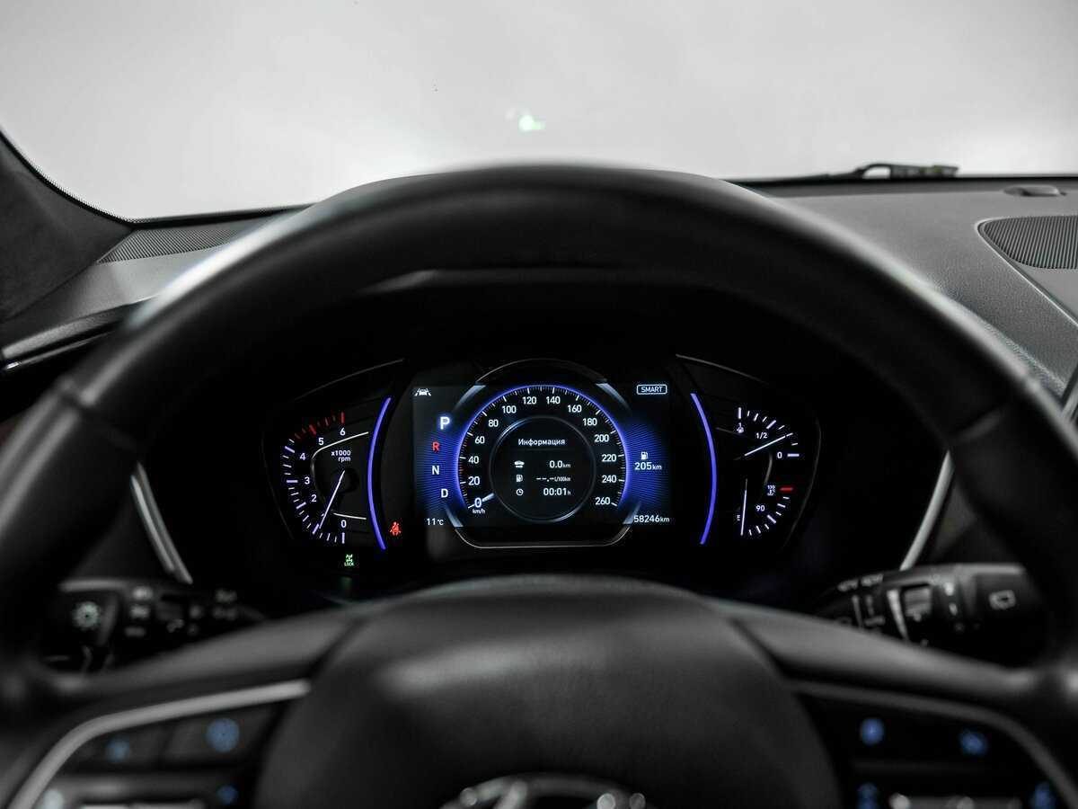 Купить Hyundai Santa Fe с пробегом. Фото: #10