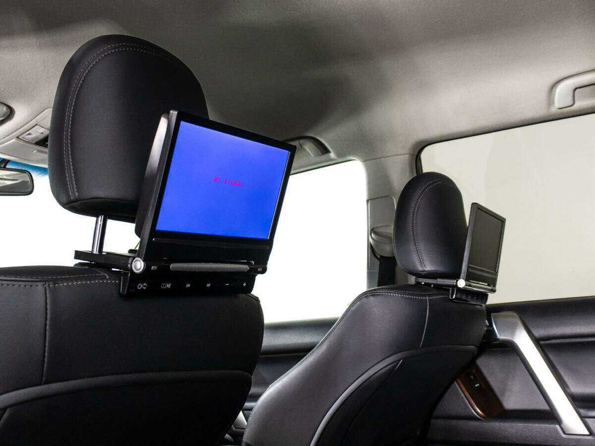 Купить Toyota Land Cruiser Prado с пробегом. Фото: #17