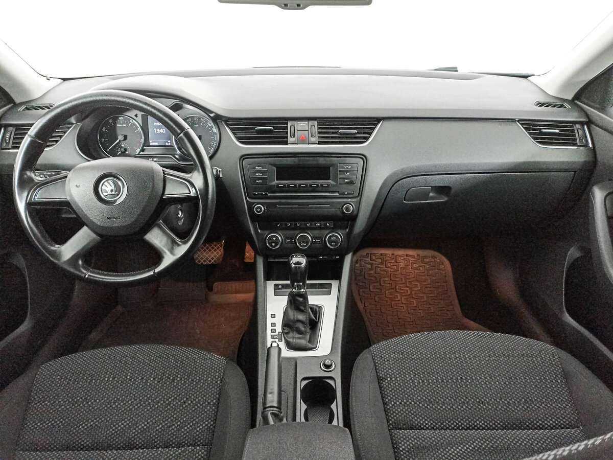 Купить Skoda Octavia с пробегом. Фото: #11