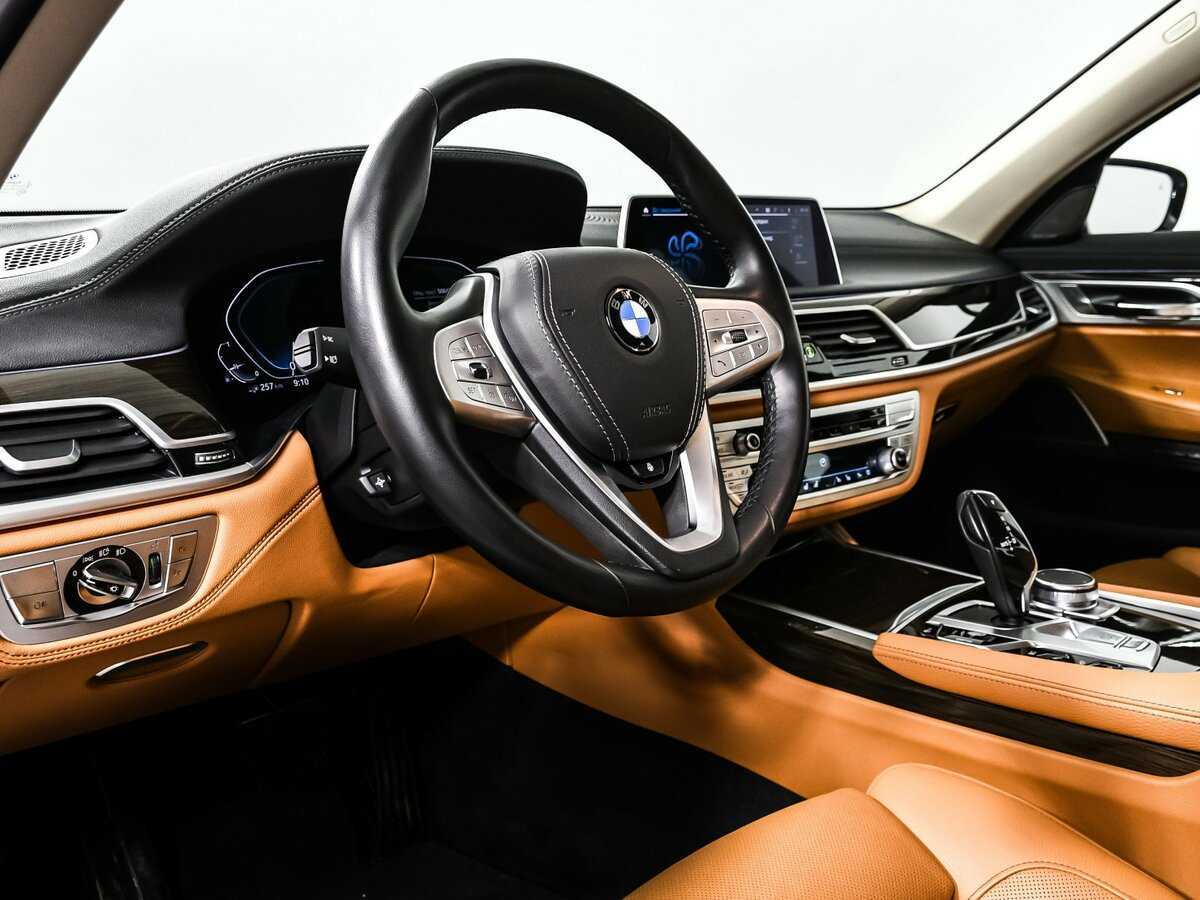 Купить BMW 7 серии с пробегом. Фото: #12