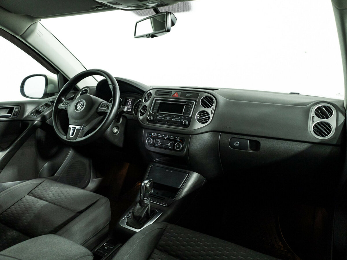 Купить Volkswagen Tiguan с пробегом. Фото: #8