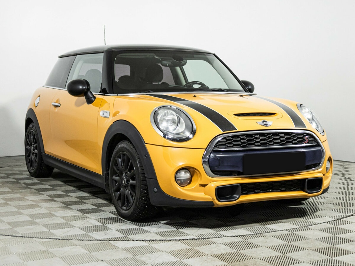 Купить Mini Hatch с пробегом. Фото: #2