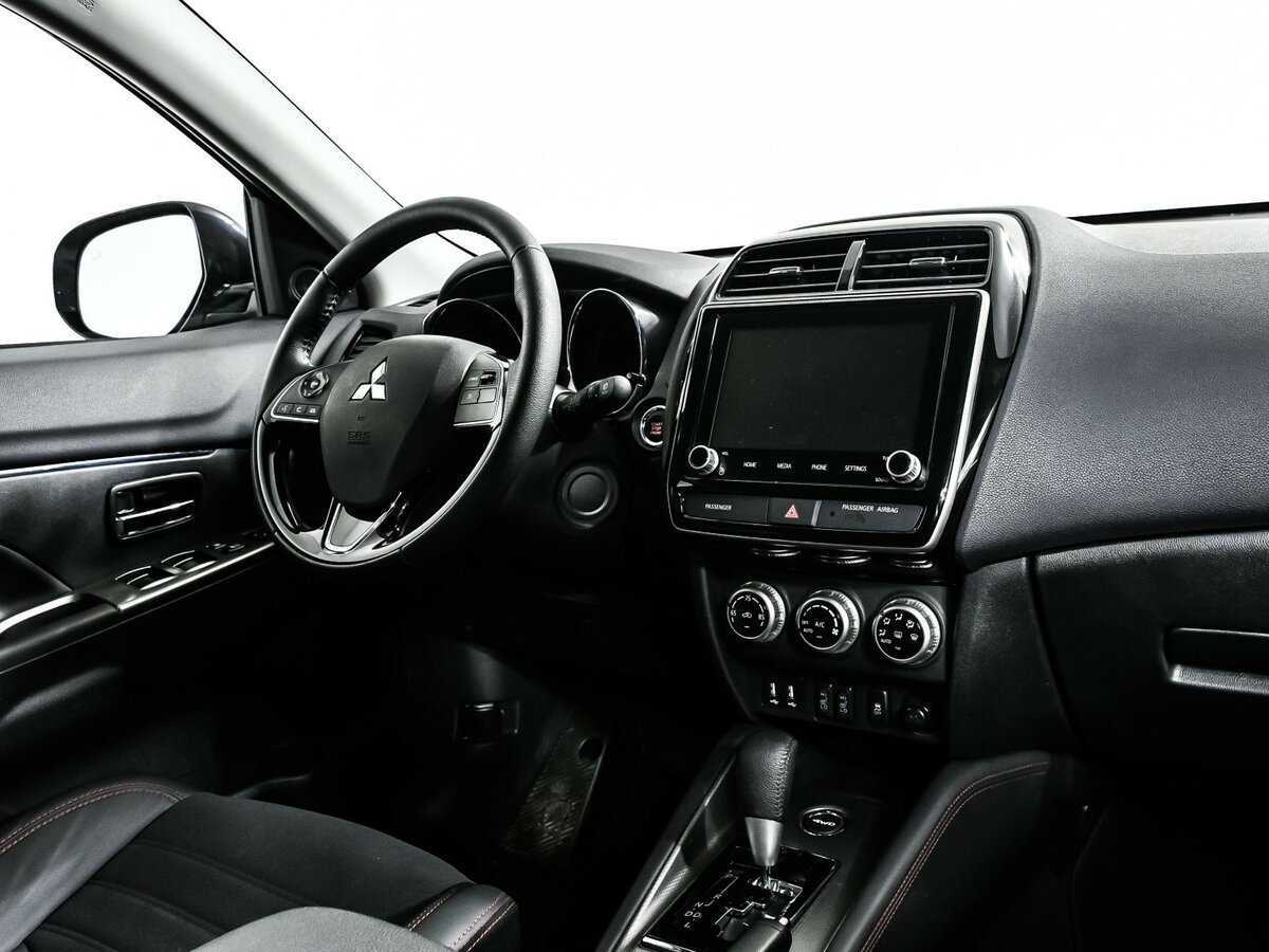 Купить Mitsubishi Outlander Sport с пробегом. Фото: #8