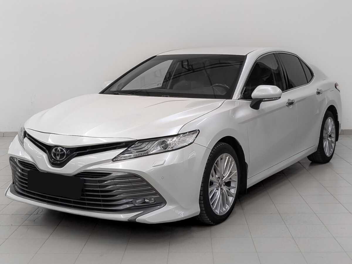 Купить Toyota Camry с пробегом. Посмотреть фото