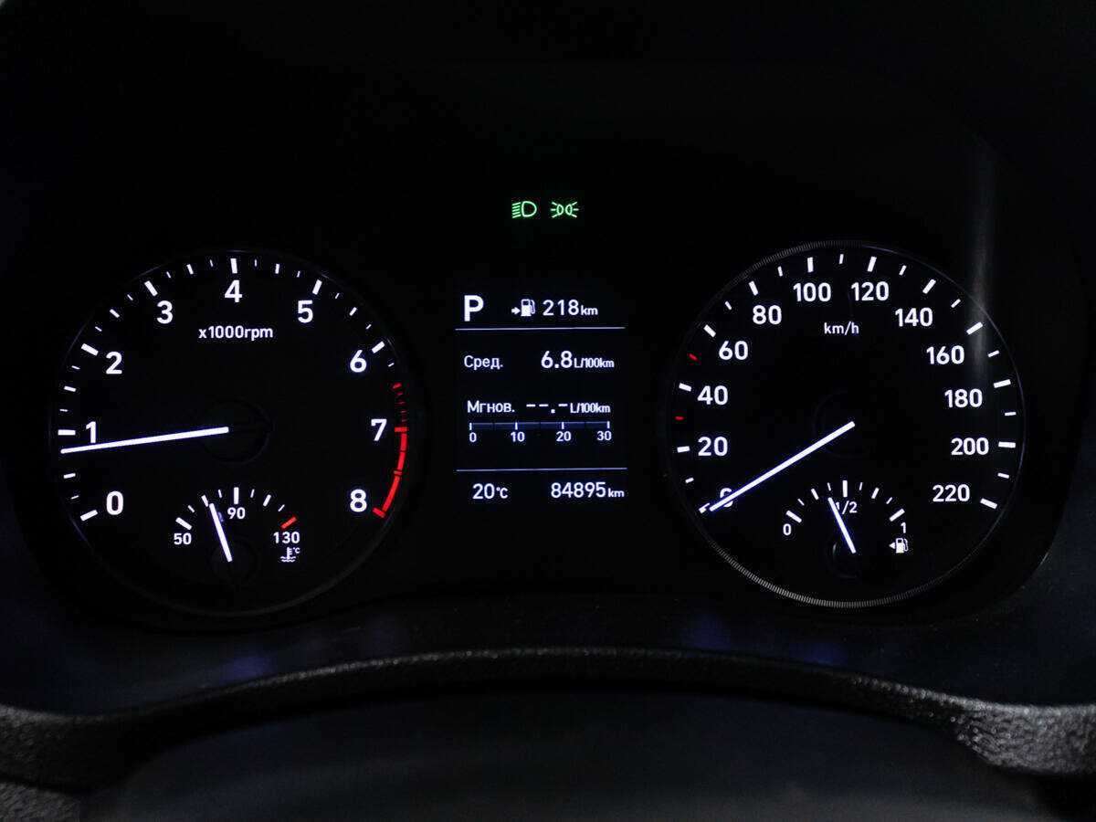 Купить Hyundai Solaris с пробегом. Фото: #11