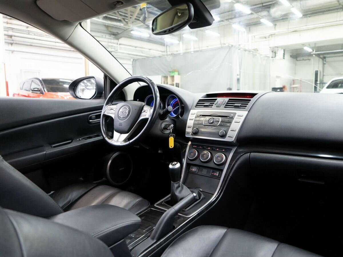 Купить Mazda 6 с пробегом. Фото: #17