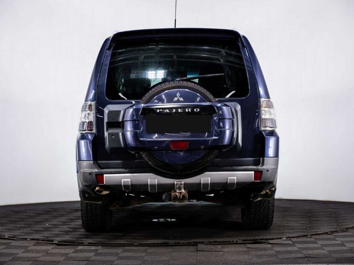 Купить Mitsubishi Pajero с пробегом. Фото: #4