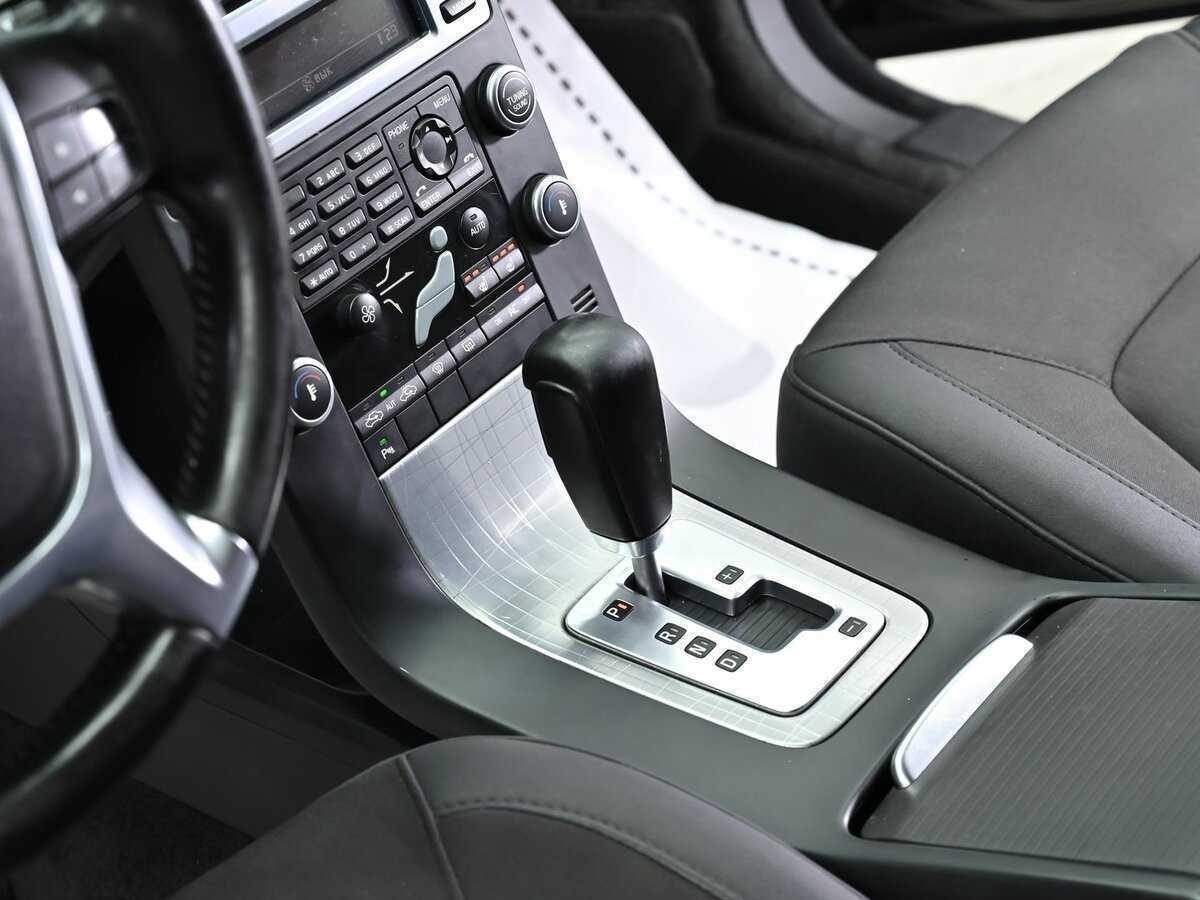 Купить Volvo XC70 с пробегом. Фото: #9