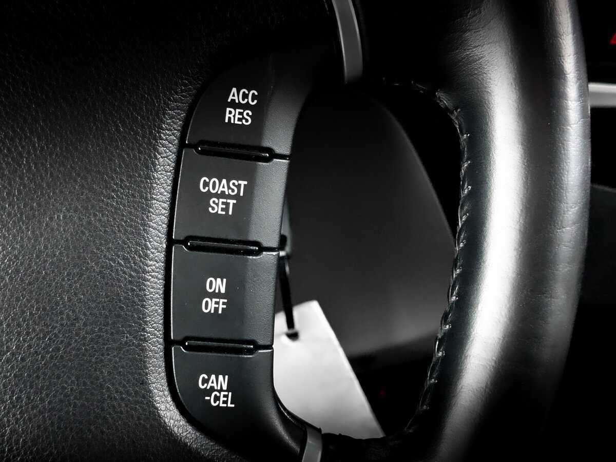 Купить Mitsubishi Pajero с пробегом. Фото: #29