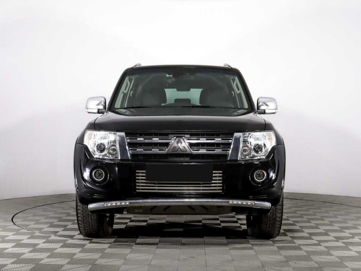 Купить Mitsubishi Pajero с пробегом. Фото: #1