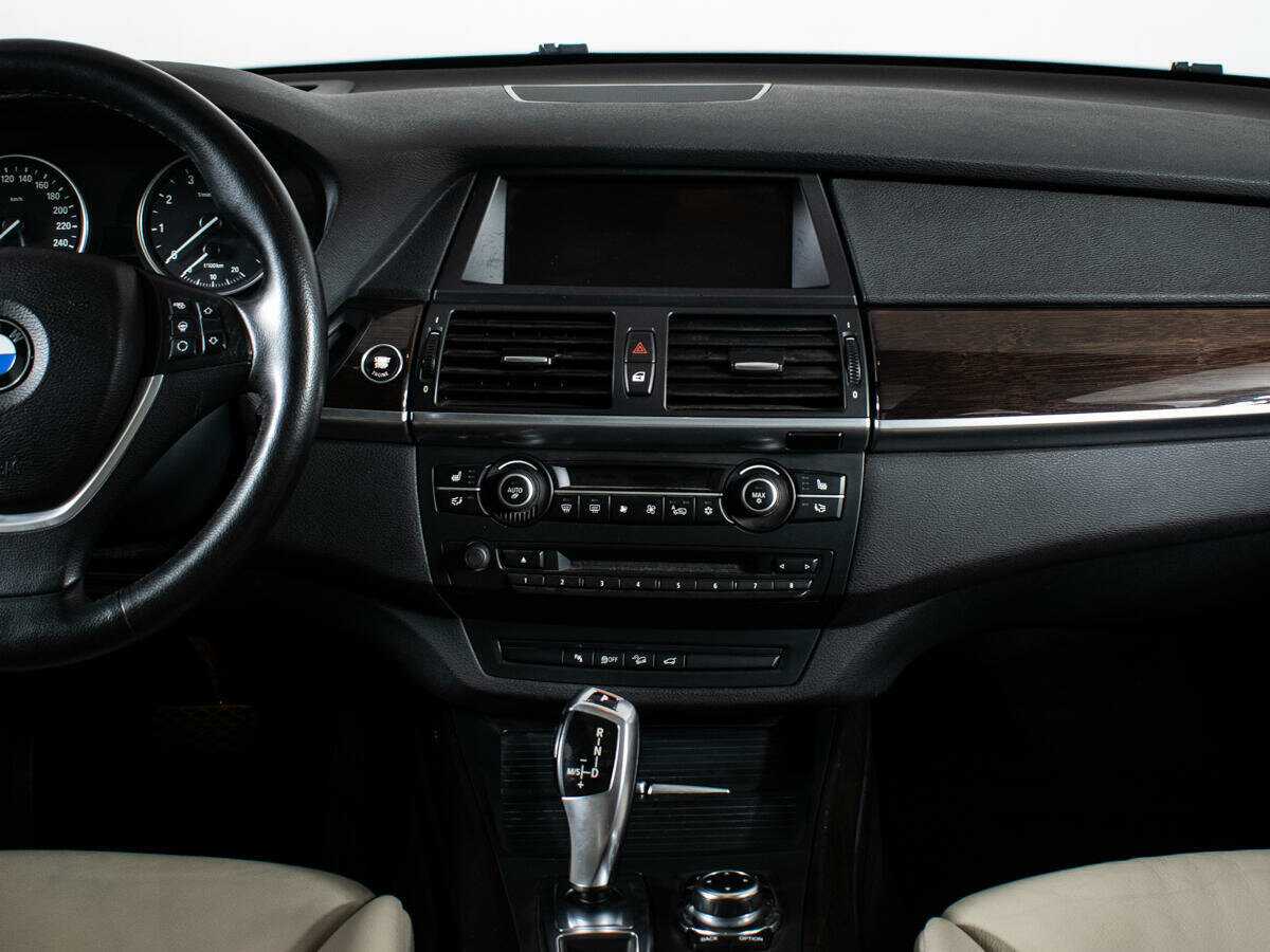 Купить BMW X5 с пробегом. Фото: #8