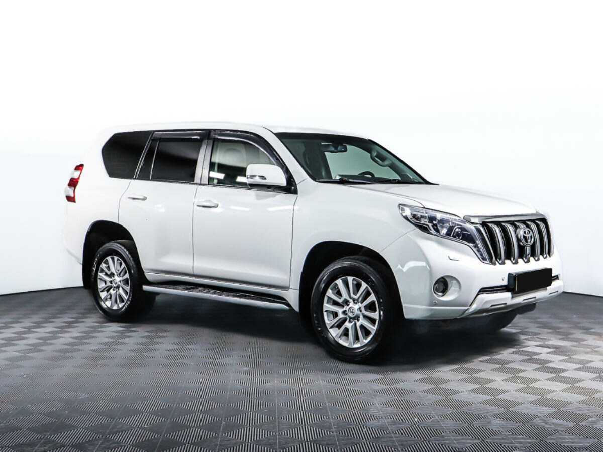Купить Toyota Land Cruiser Prado с пробегом. Фото: #2