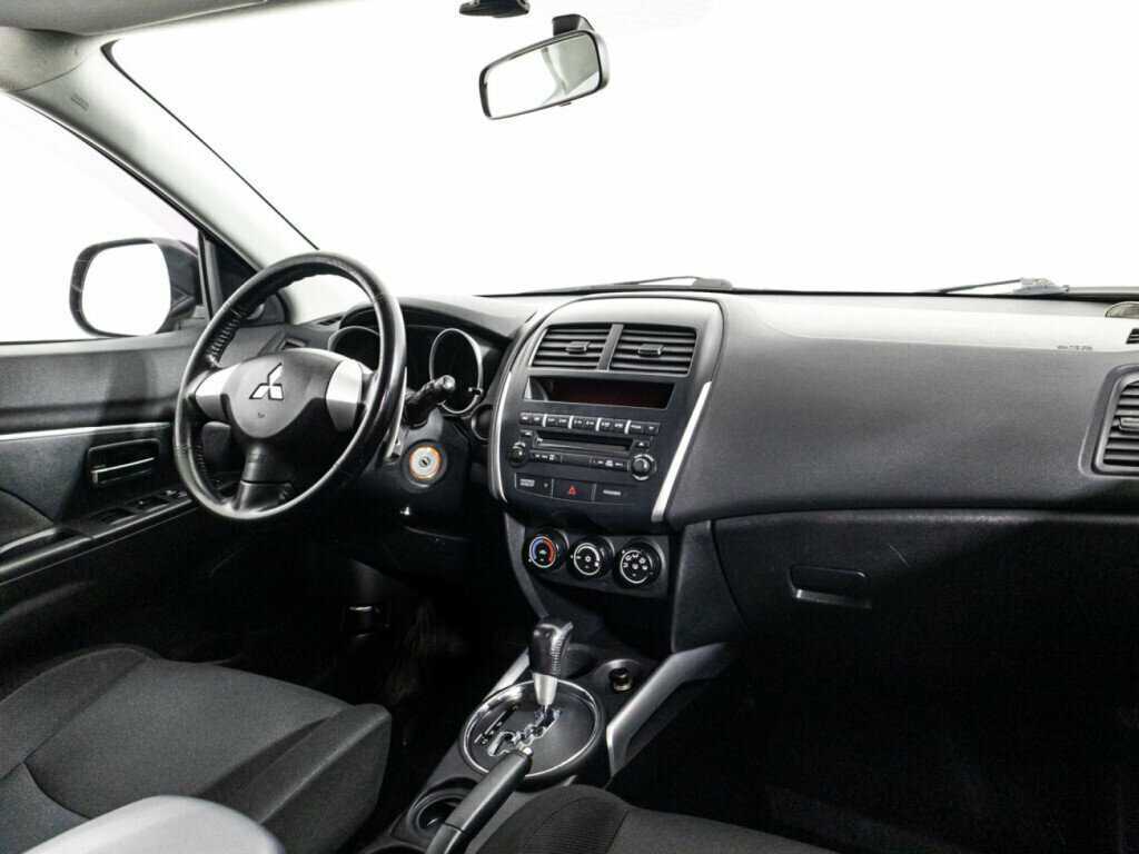 Купить Mitsubishi ASX с пробегом. Фото: #8