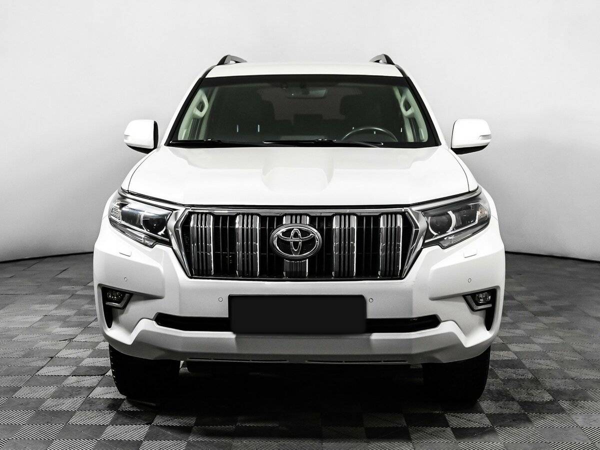 Купить Toyota Land Cruiser Prado с пробегом. Фото: #1