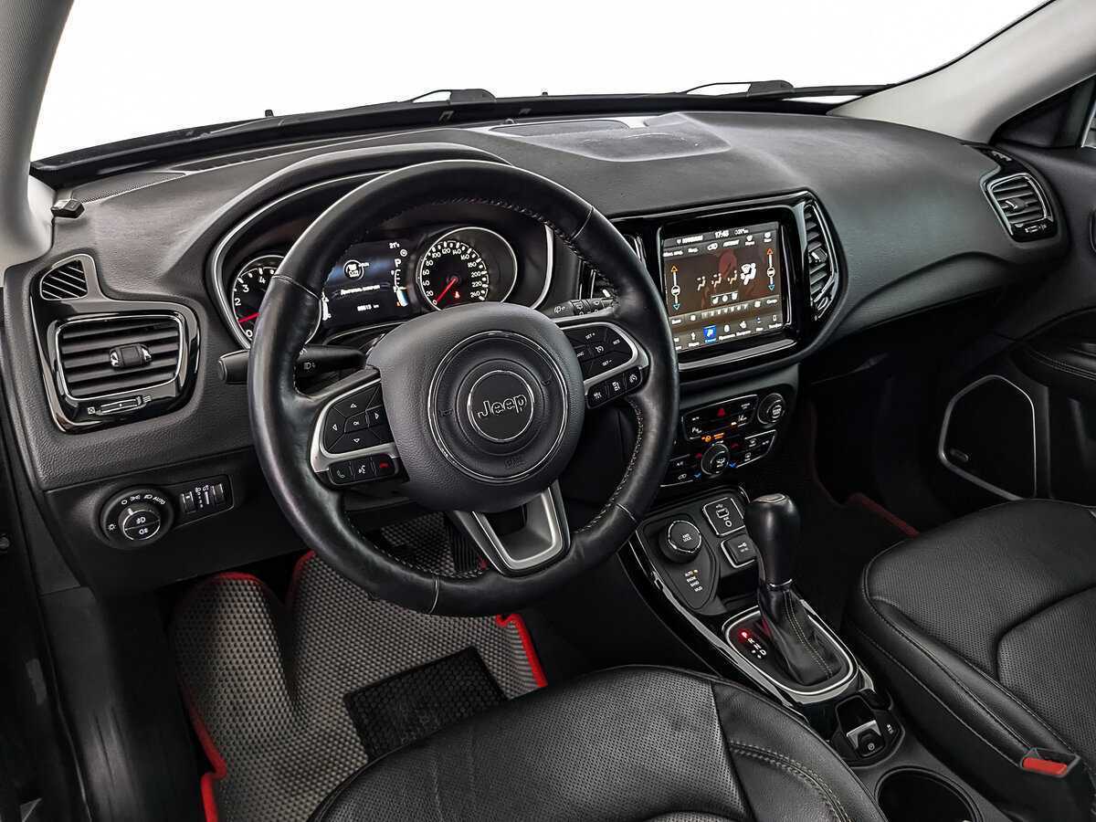 Купить Jeep Compass с пробегом. Фото: #14