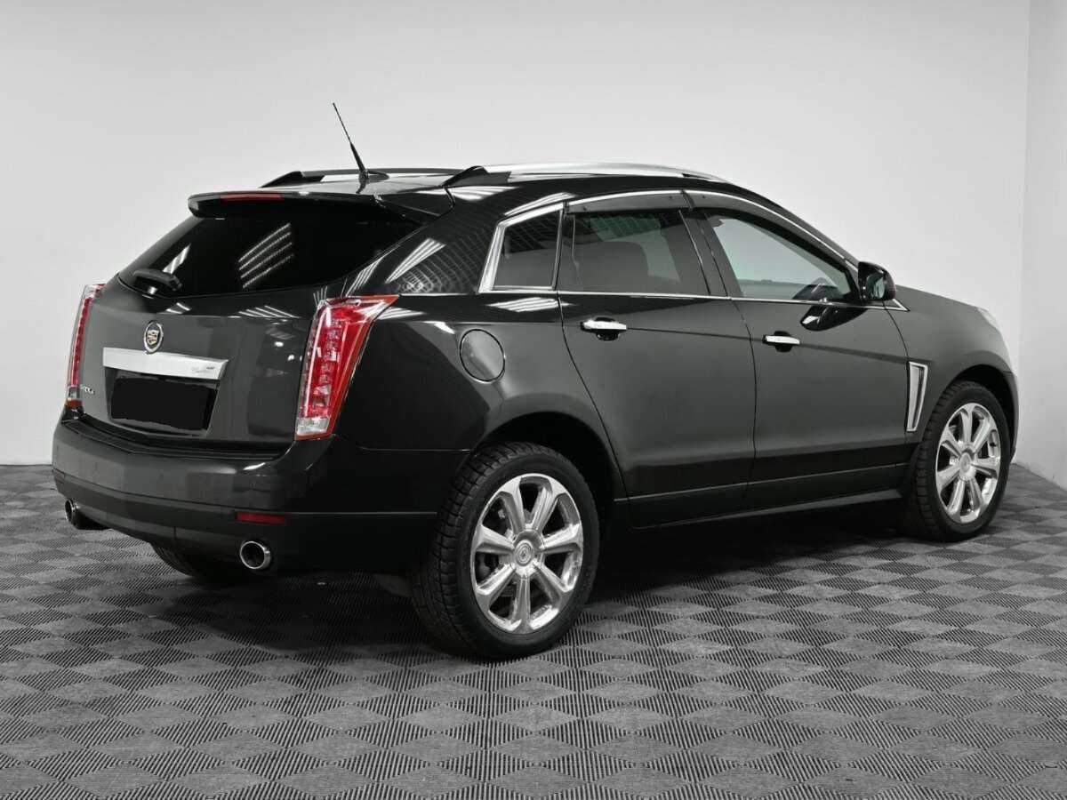 Купить Cadillac SRX с пробегом. Фото: #1