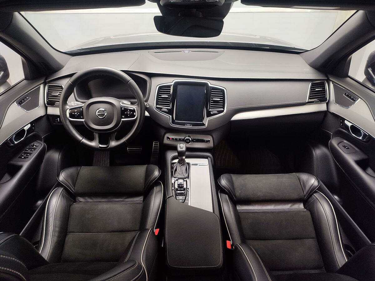 Купить Volvo XC90 с пробегом. Фото: #7