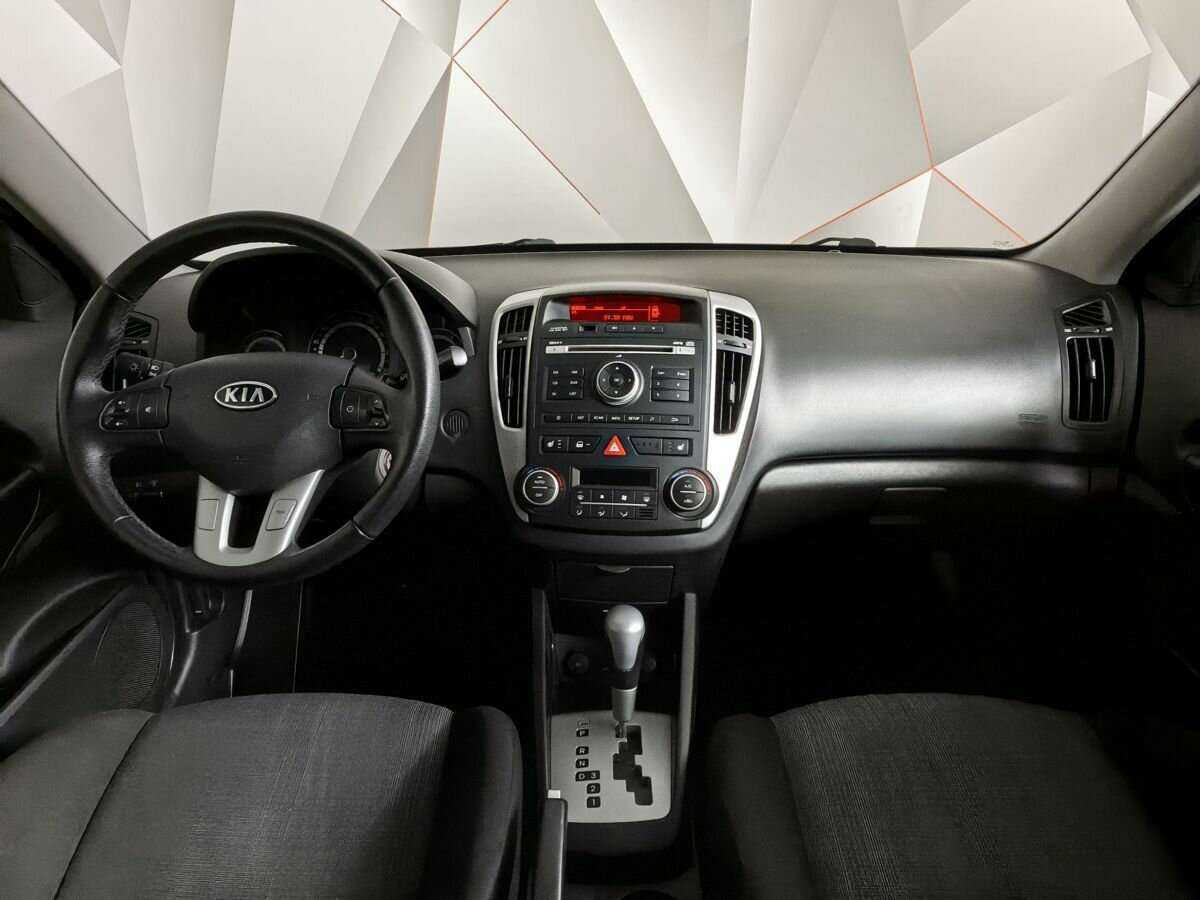 Купить Kia Ceed с пробегом. Фото: #9