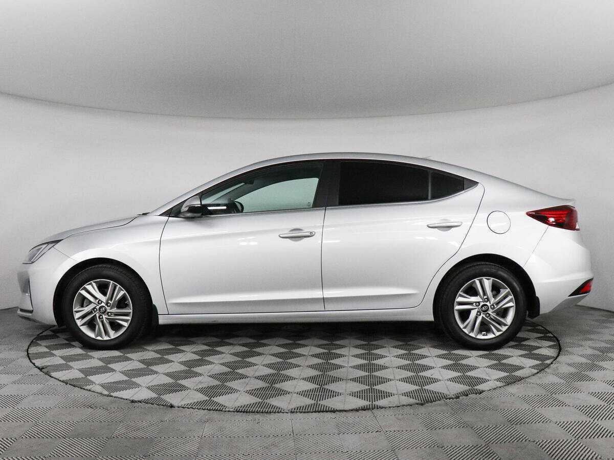 Купить Hyundai Elantra с пробегом. Фото: #7