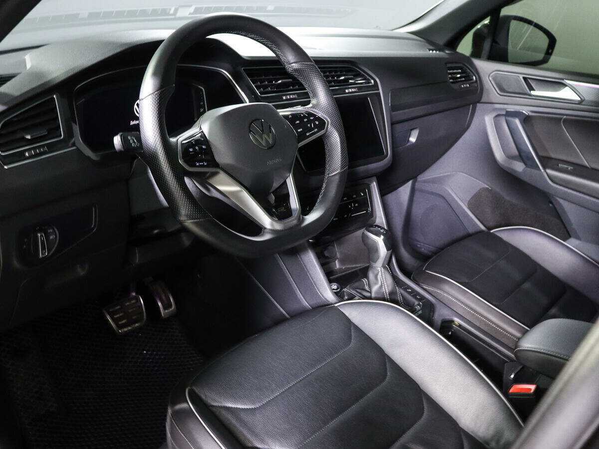 Купить Volkswagen Tiguan с пробегом. Фото: #11