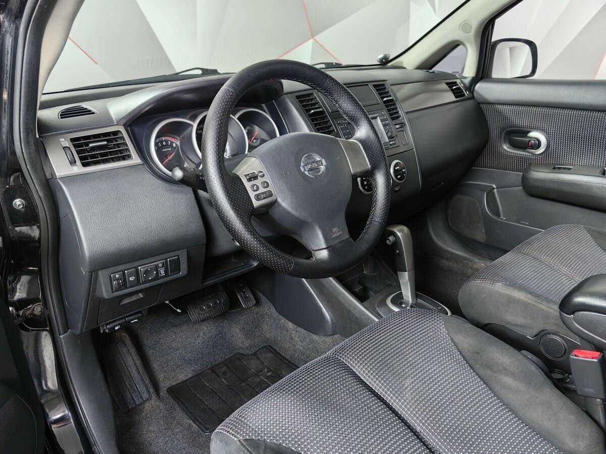 Купить Nissan Tiida с пробегом. Фото: #13