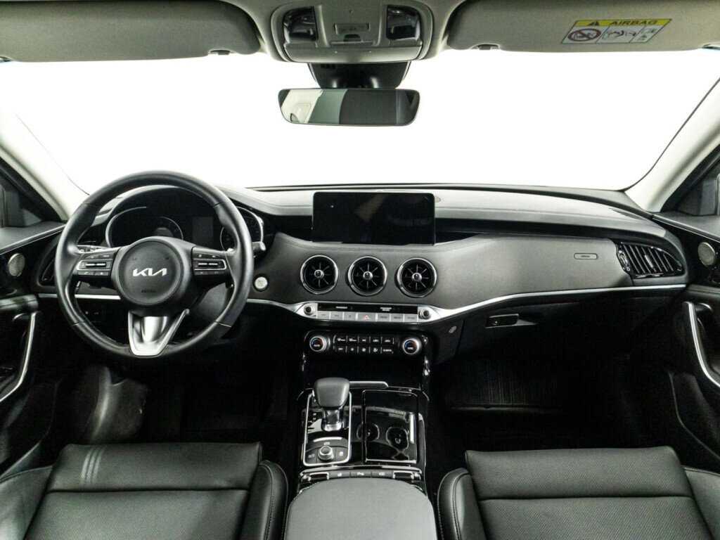 Купить Kia Stinger с пробегом. Фото: #12