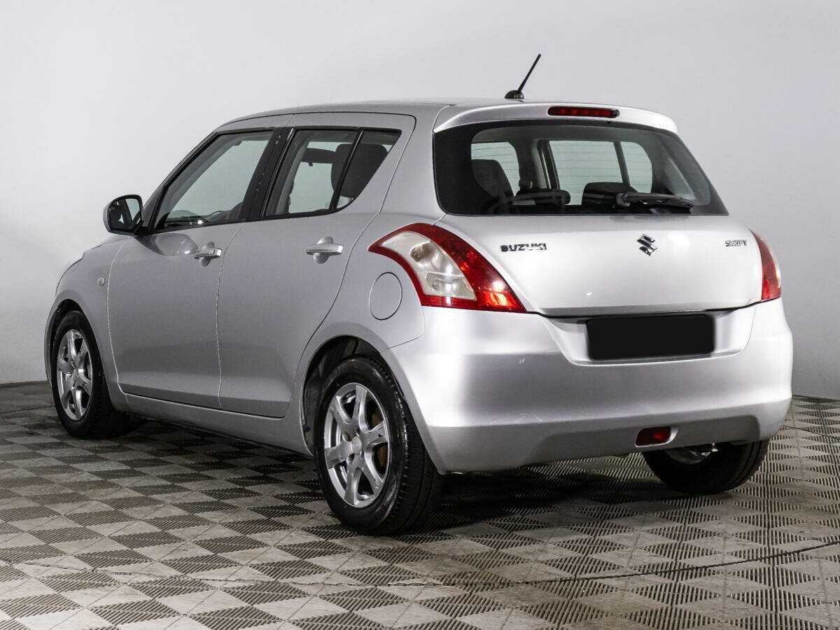 Купить Suzuki Swift с пробегом. Фото: #6