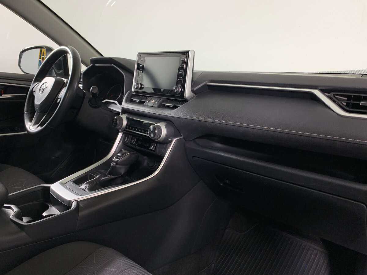 Купить Toyota RAV4 с пробегом. Фото: #10