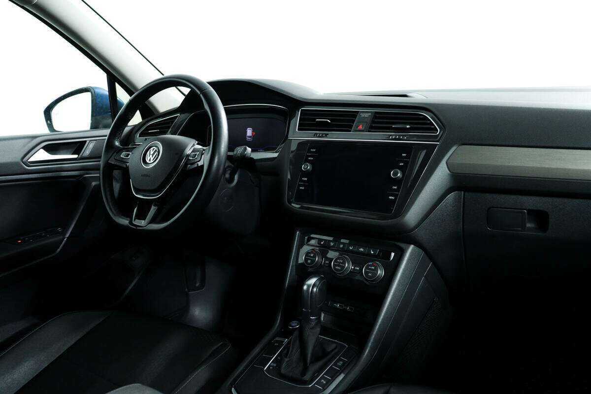Купить Volkswagen Tiguan с пробегом. Фото: #8