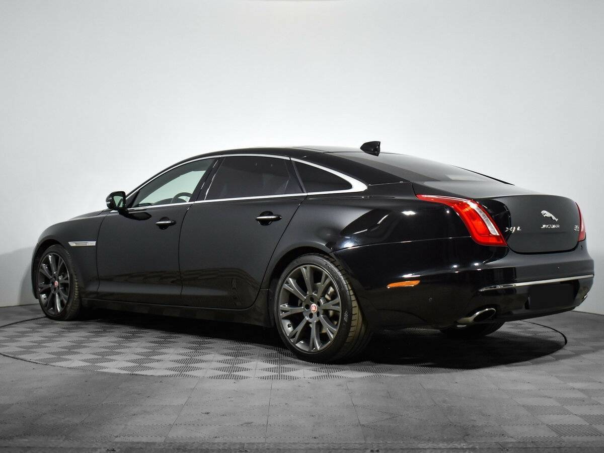 Купить Jaguar XJ с пробегом. Фото: #6
