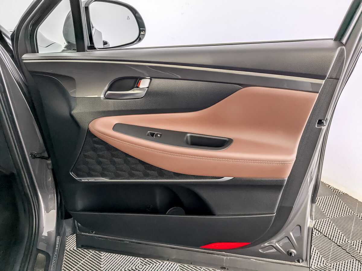 Купить Hyundai Santa Fe с пробегом. Фото: #26