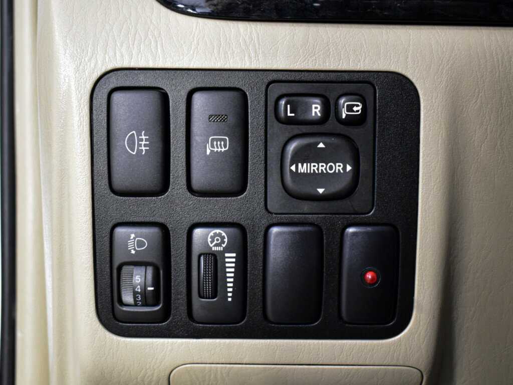 Купить Toyota Land Cruiser Prado с пробегом. Фото: #7