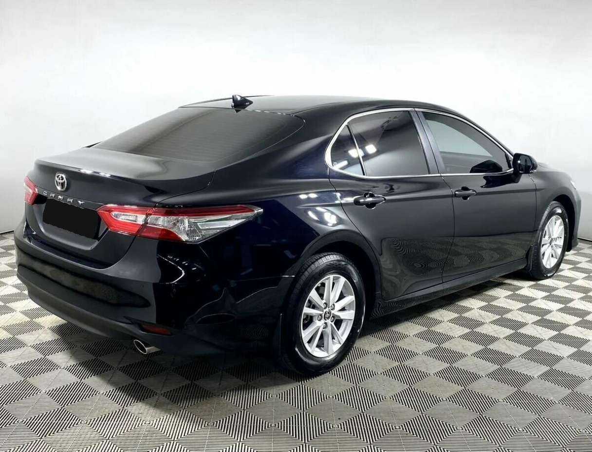 Купить Toyota Camry с пробегом. Фото: #3